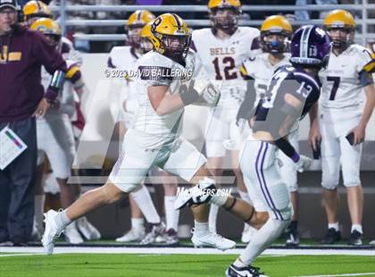 Thumbnail 2 in Bells vs. Jacksboro (UIL 3A DII Area Playoff) photogallery.