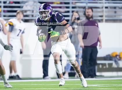 Thumbnail 1 in Bells vs. Jacksboro (UIL 3A DII Area Playoff) photogallery.