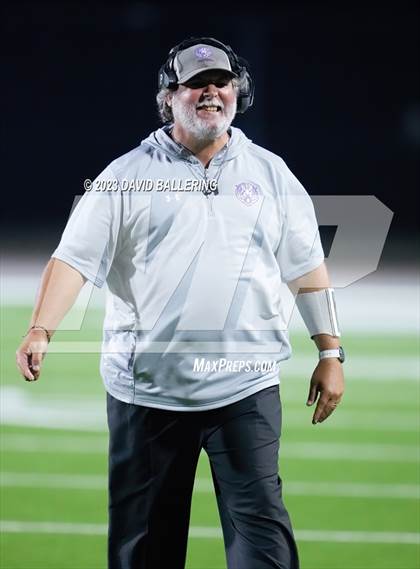 Thumbnail 1 in Bells vs. Jacksboro (UIL 3A DII Area Playoff) photogallery.