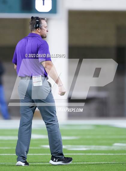 Thumbnail 1 in Bells vs. Jacksboro (UIL 3A DII Area Playoff) photogallery.