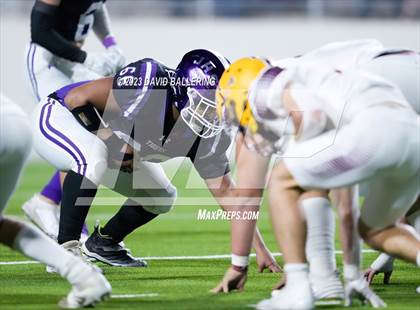 Thumbnail 3 in Bells vs. Jacksboro (UIL 3A DII Area Playoff) photogallery.