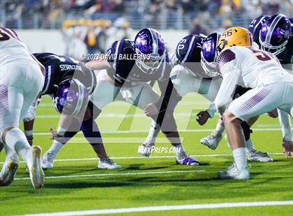Thumbnail 3 in Bells vs. Jacksboro (UIL 3A DII Area Playoff) photogallery.