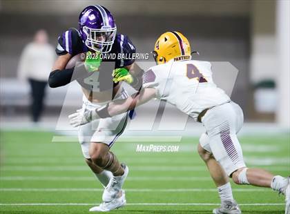 Thumbnail 2 in Bells vs. Jacksboro (UIL 3A DII Area Playoff) photogallery.