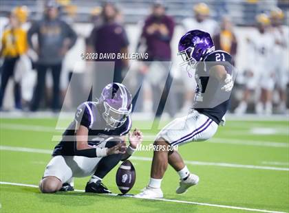 Thumbnail 1 in Bells vs. Jacksboro (UIL 3A DII Area Playoff) photogallery.