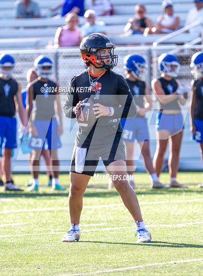 Thumbnail 1 in Elizabethton vs West Ridge (7 on 7) photogallery.