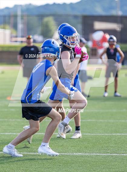 Thumbnail 3 in Elizabethton vs West Ridge (7 on 7) photogallery.