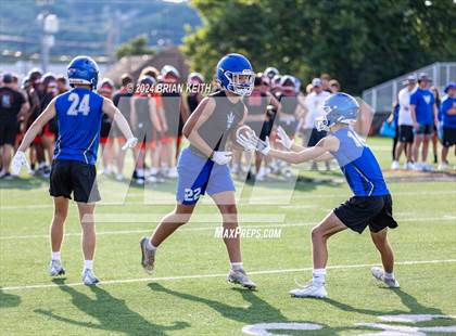 Thumbnail 3 in Elizabethton vs West Ridge (7 on 7) photogallery.