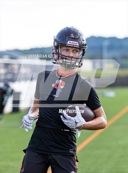 Thumbnail 2 in Elizabethton vs West Ridge (7 on 7) photogallery.
