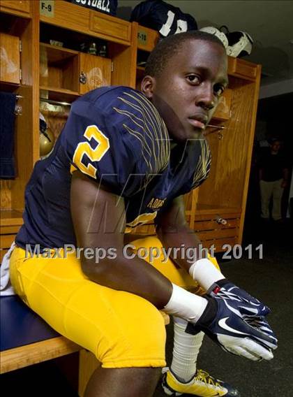 Thumbnail 2 in St. Thomas Aquinas (Top 25 Photo Shoot) photogallery.