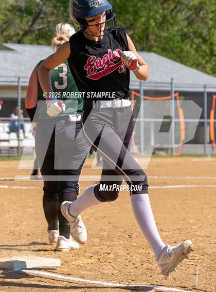 Thumbnail 2 in Belle Vernon @ Oakland Catholic photogallery.