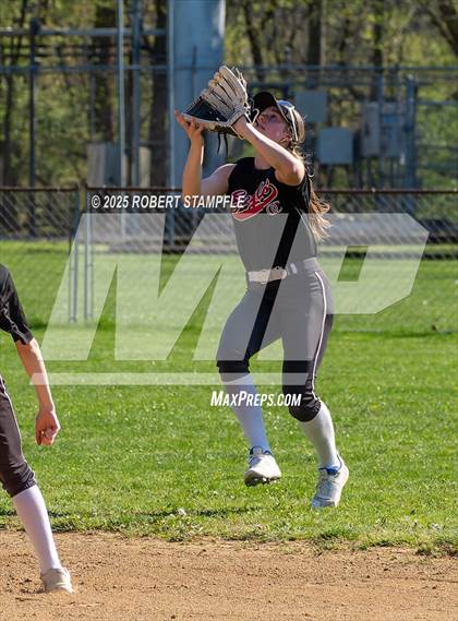Thumbnail 3 in Belle Vernon @ Oakland Catholic photogallery.