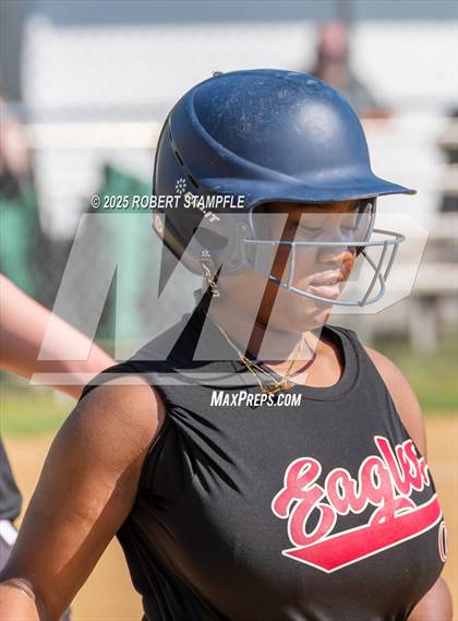 Thumbnail 2 in Belle Vernon @ Oakland Catholic photogallery.