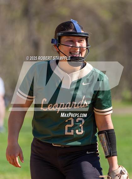 Thumbnail 3 in Belle Vernon @ Oakland Catholic photogallery.