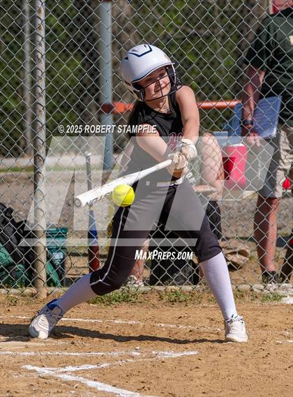Thumbnail 2 in Belle Vernon @ Oakland Catholic photogallery.