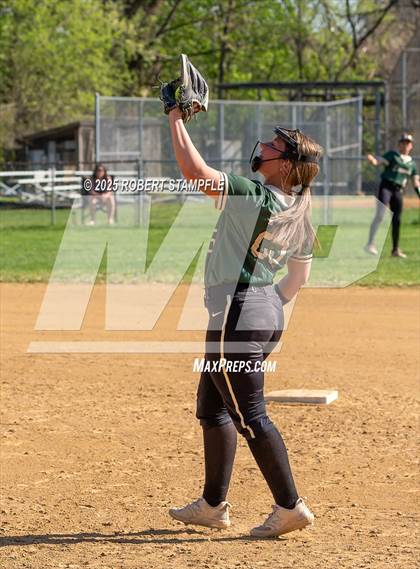 Thumbnail 3 in Belle Vernon @ Oakland Catholic photogallery.