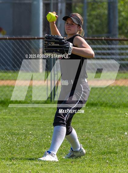 Thumbnail 1 in Belle Vernon @ Oakland Catholic photogallery.