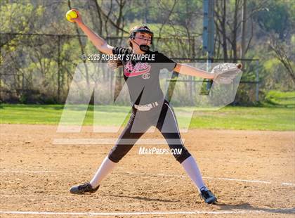 Thumbnail 3 in Belle Vernon @ Oakland Catholic photogallery.