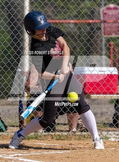 Thumbnail 2 in Belle Vernon @ Oakland Catholic photogallery.