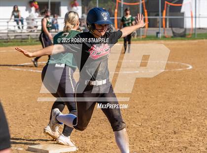Thumbnail 1 in Belle Vernon @ Oakland Catholic photogallery.