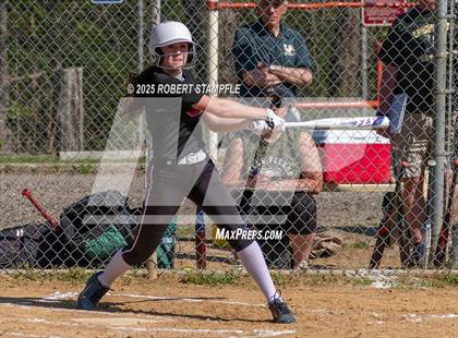 Thumbnail 3 in Belle Vernon @ Oakland Catholic photogallery.