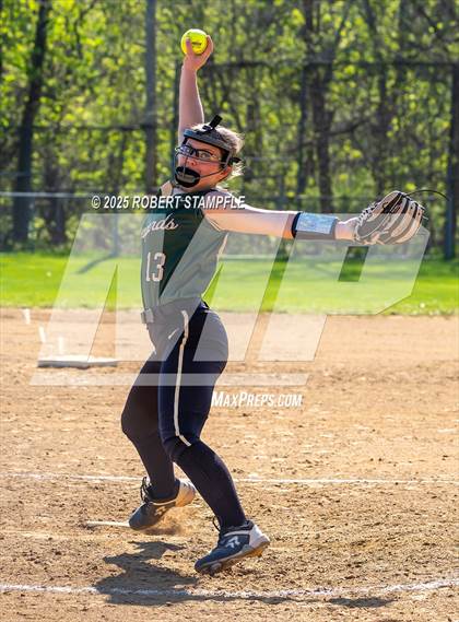 Thumbnail 2 in Belle Vernon @ Oakland Catholic photogallery.
