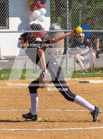 Thumbnail 2 in Belle Vernon @ Oakland Catholic photogallery.
