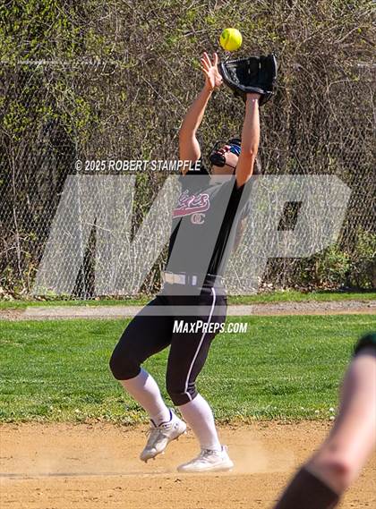 Thumbnail 2 in Belle Vernon @ Oakland Catholic photogallery.