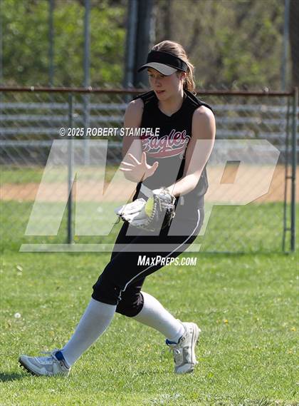Thumbnail 3 in Belle Vernon @ Oakland Catholic photogallery.