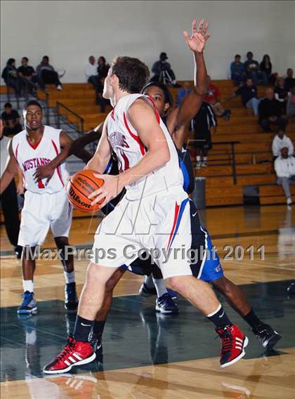 Thumbnail 3 in Pearce vs. Westside (McDonald's Texas Invitational) photogallery.