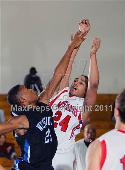Thumbnail 2 in Pearce vs. Westside (McDonald's Texas Invitational) photogallery.
