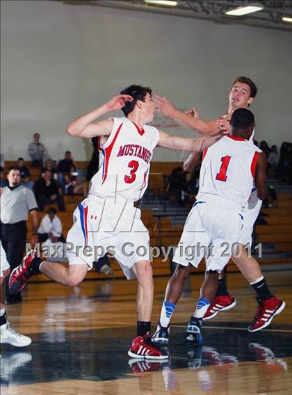 Thumbnail 3 in Pearce vs. Westside (McDonald's Texas Invitational) photogallery.