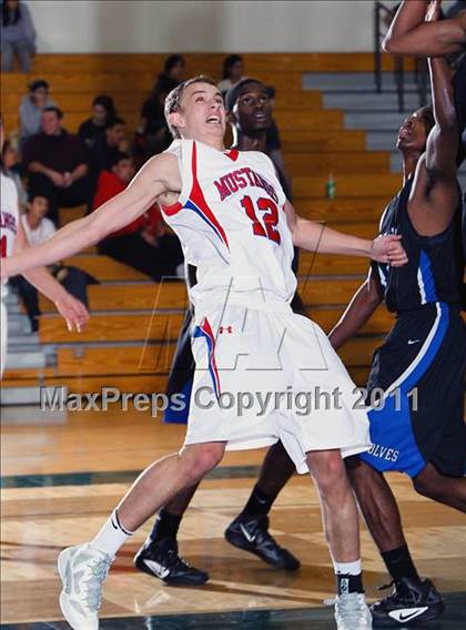 Thumbnail 1 in Pearce vs. Westside (McDonald's Texas Invitational) photogallery.