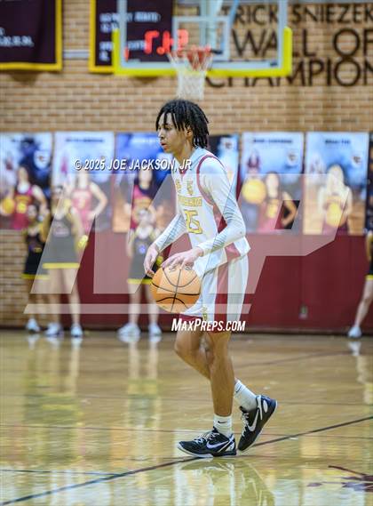 Thumbnail 1 in Sahuaro @ Salpointe Catholic photogallery.