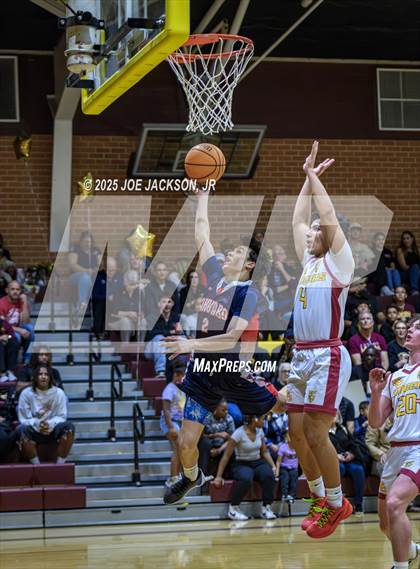 Thumbnail 2 in Sahuaro @ Salpointe Catholic photogallery.