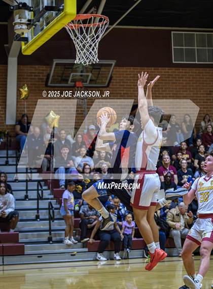 Thumbnail 1 in Sahuaro @ Salpointe Catholic photogallery.