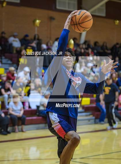 Thumbnail 2 in Sahuaro @ Salpointe Catholic photogallery.