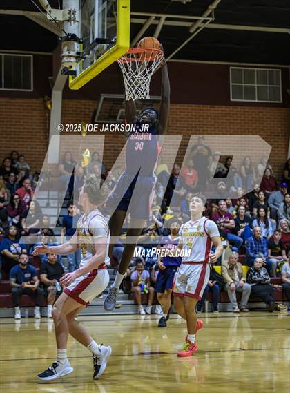 Thumbnail 1 in Sahuaro @ Salpointe Catholic photogallery.