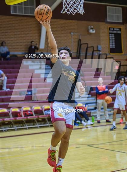 Thumbnail 2 in Sahuaro @ Salpointe Catholic photogallery.