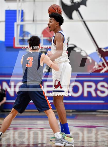 Thumbnail 2 in Rolling Hills Prep @ Los Altos (CIF SS DIV 2AA Championship Final) photogallery.