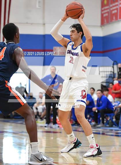 Thumbnail 3 in Rolling Hills Prep @ Los Altos (CIF SS DIV 2AA Championship Final) photogallery.