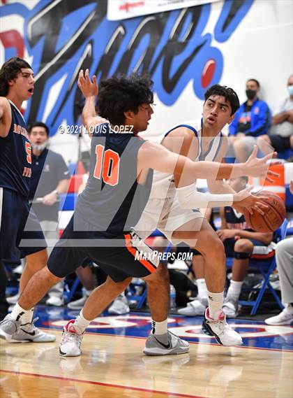 Thumbnail 2 in Rolling Hills Prep @ Los Altos (CIF SS DIV 2AA Championship Final) photogallery.