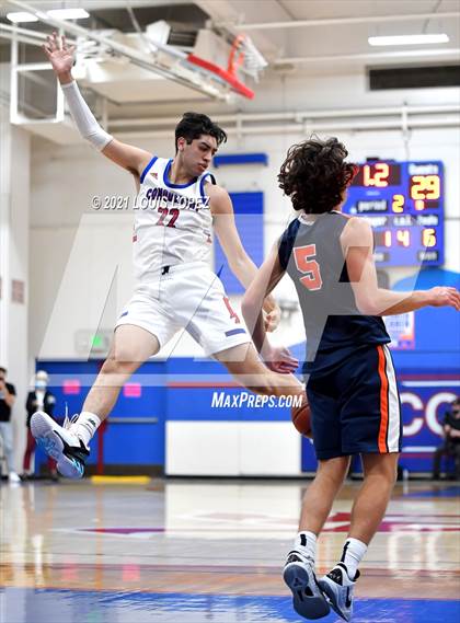 Thumbnail 1 in Rolling Hills Prep @ Los Altos (CIF SS DIV 2AA Championship Final) photogallery.