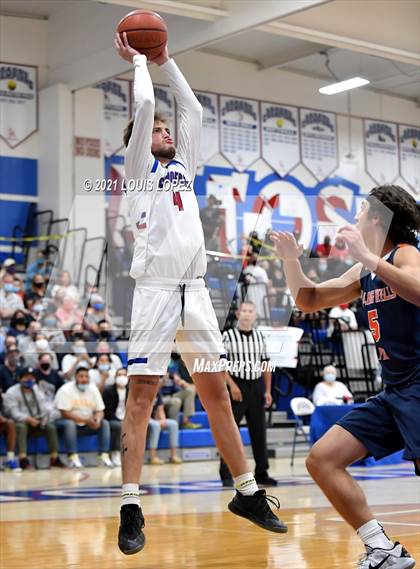 Thumbnail 3 in Rolling Hills Prep @ Los Altos (CIF SS DIV 2AA Championship Final) photogallery.