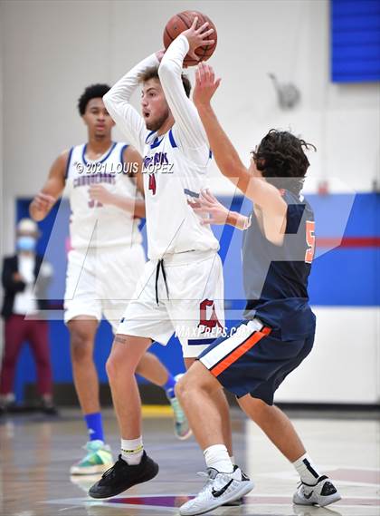 Thumbnail 1 in Rolling Hills Prep @ Los Altos (CIF SS DIV 2AA Championship Final) photogallery.