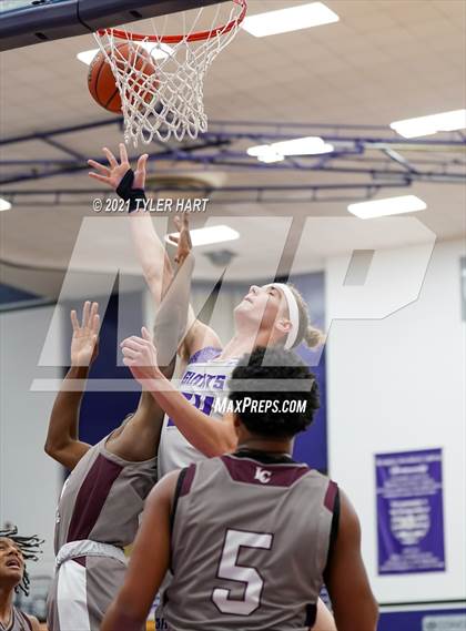 Thumbnail 2 in Lawrence Central @ Ben Davis photogallery.