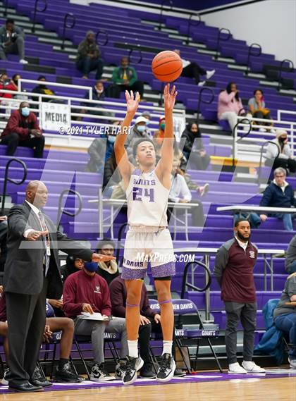 Thumbnail 1 in Lawrence Central @ Ben Davis photogallery.