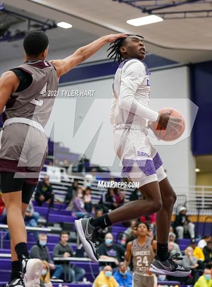 Thumbnail 3 in Lawrence Central @ Ben Davis photogallery.