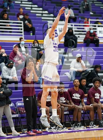 Thumbnail 3 in Lawrence Central @ Ben Davis photogallery.