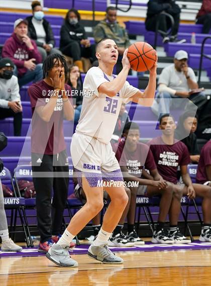 Thumbnail 3 in Lawrence Central @ Ben Davis photogallery.