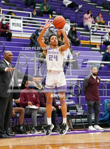 Thumbnail 3 in Lawrence Central @ Ben Davis photogallery.